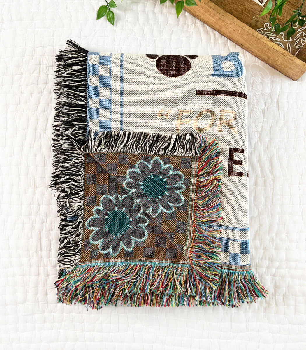 Kneady Kitten Baker's Flour Woven Blanket - Image 4